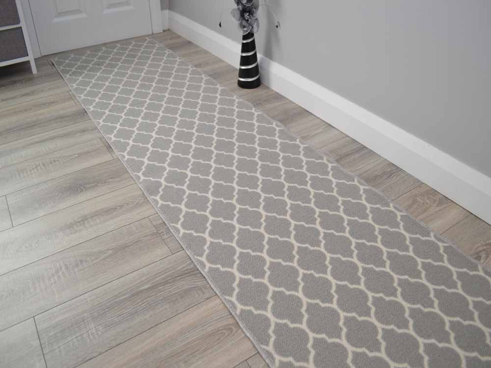 Riviera Trellis Silver Cut To Length Rugs Supermarket
