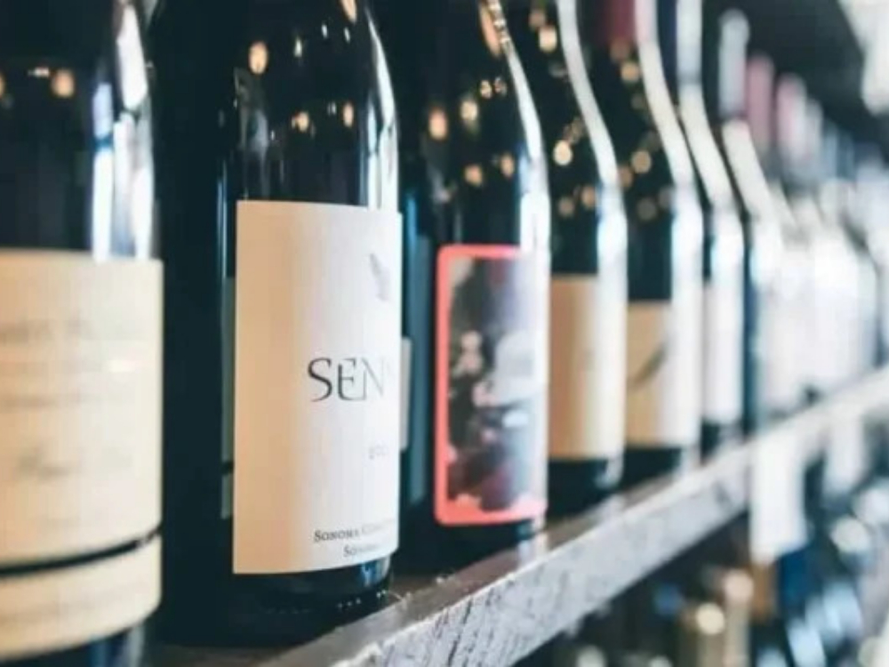 How many glasses of wine are in a bottle?
