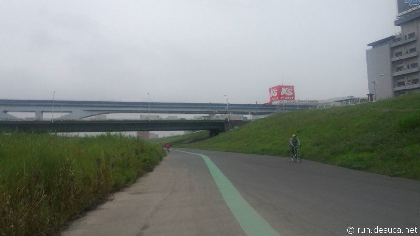 6+ 荒川 河口 橋 自転車 Article