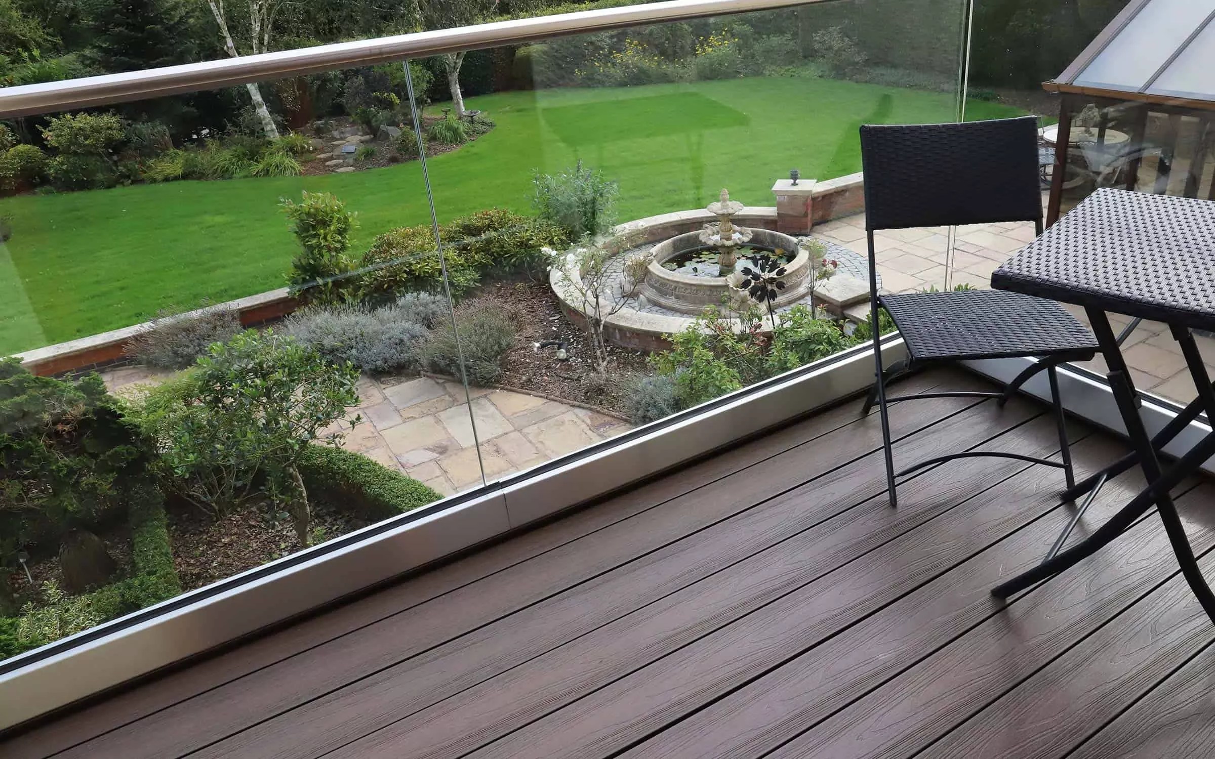 Providing You a Long Lasting Quality and Safe Deck Project
