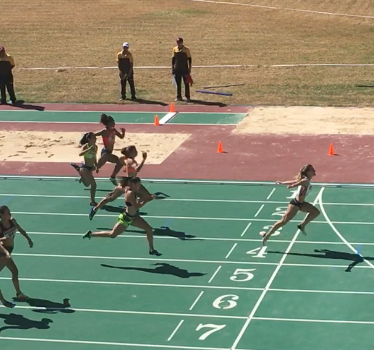 El nuevo record de Vicky Woodward en los 100 metros Run Fun