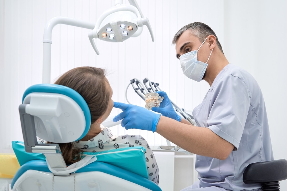 Orthodontist vs. Dentist What's the Difference?
