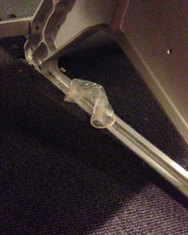 35 Plane Passengers Who Make A Road Trip With Your MotherInLaw Look