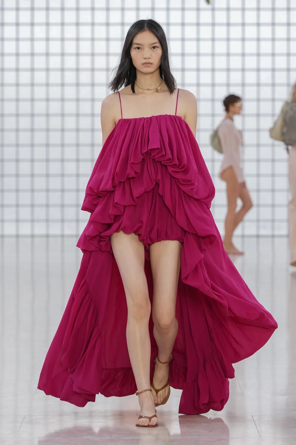Chloé Spring Summer 2025 - RUNWAY MAGAZINE ® Official