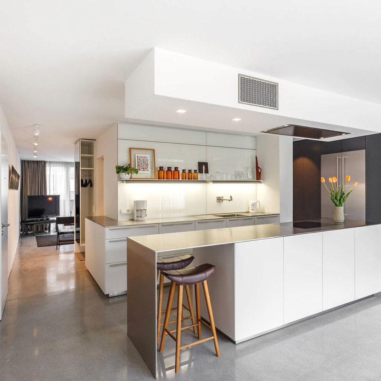 10 Inspirasi Keramik Dapur Cantik untuk Hunian Minimalis
