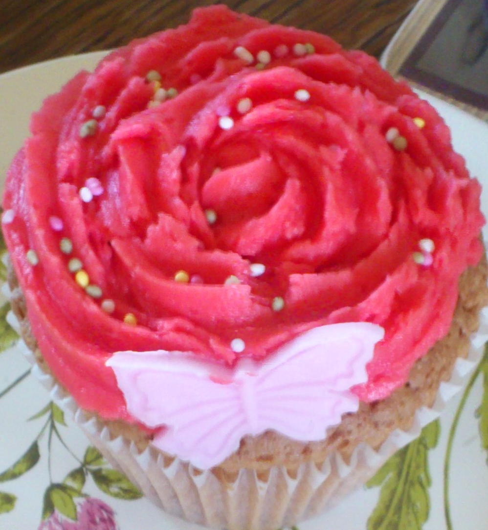 Rose swirl Cupcakes russellskitchen