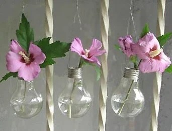 Six Easy Light Bulb Crafts For Home Decor - Rustic Crafts & Chic Decor