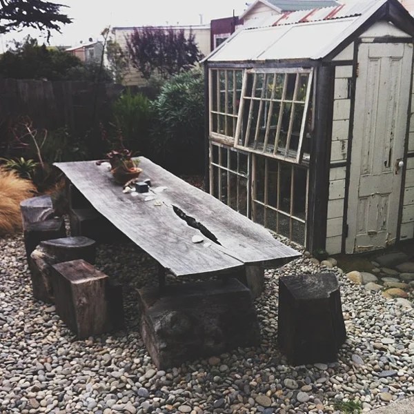 Over 30 Cool Ideas For Rustic Outdoor Decor Rustic Crafts & Chic Decor