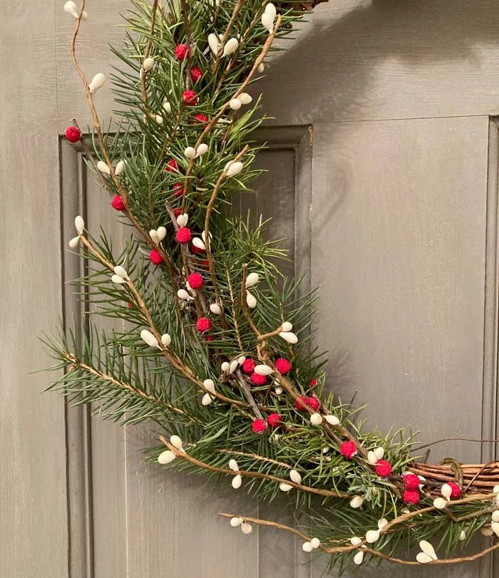 How To Decorate A Grapevine Wreath Rustic Crafts & DIY