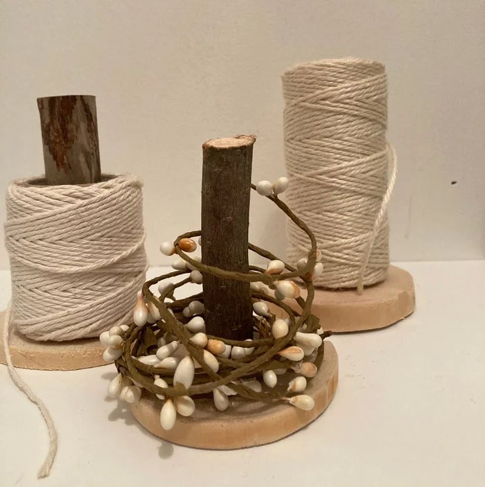 Super Easy DIY Twine Holder Rustic Crafts & DIY