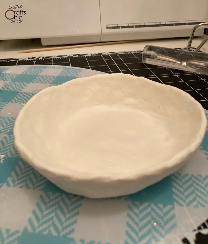 DIY Rustic Bowl Made With Air Dry Clay Rustic Crafts & DIY
