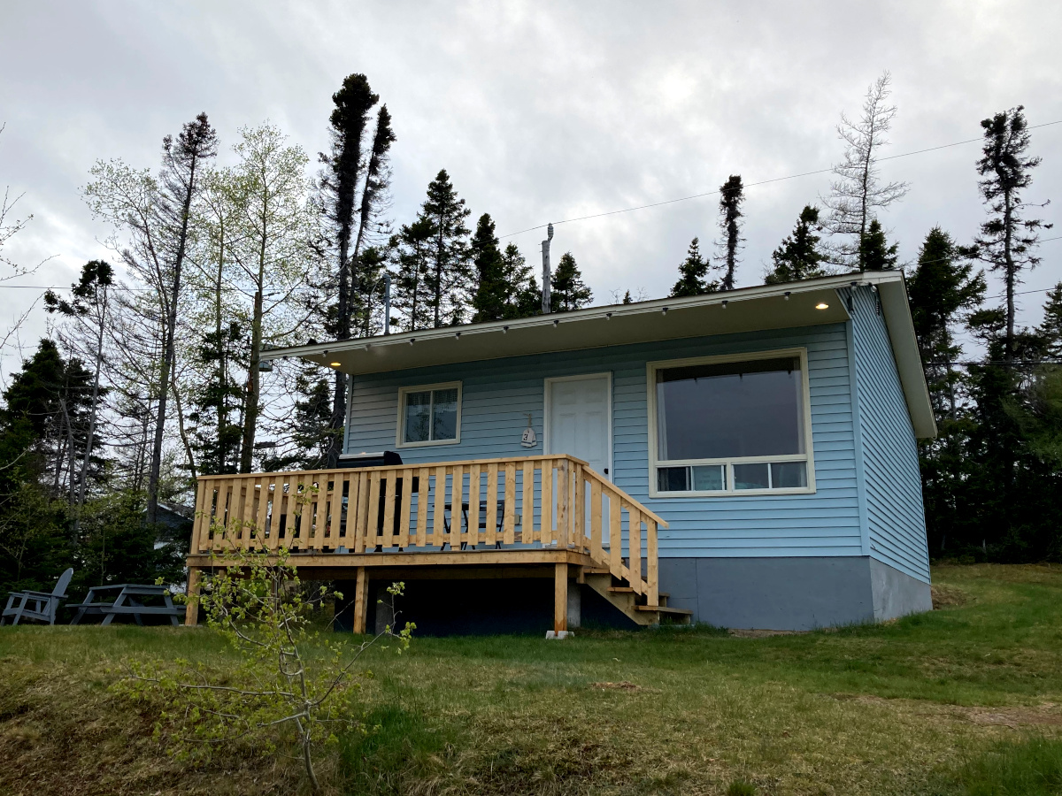 Rustic Wave Cottages Cottage & Glamping Pod in Port