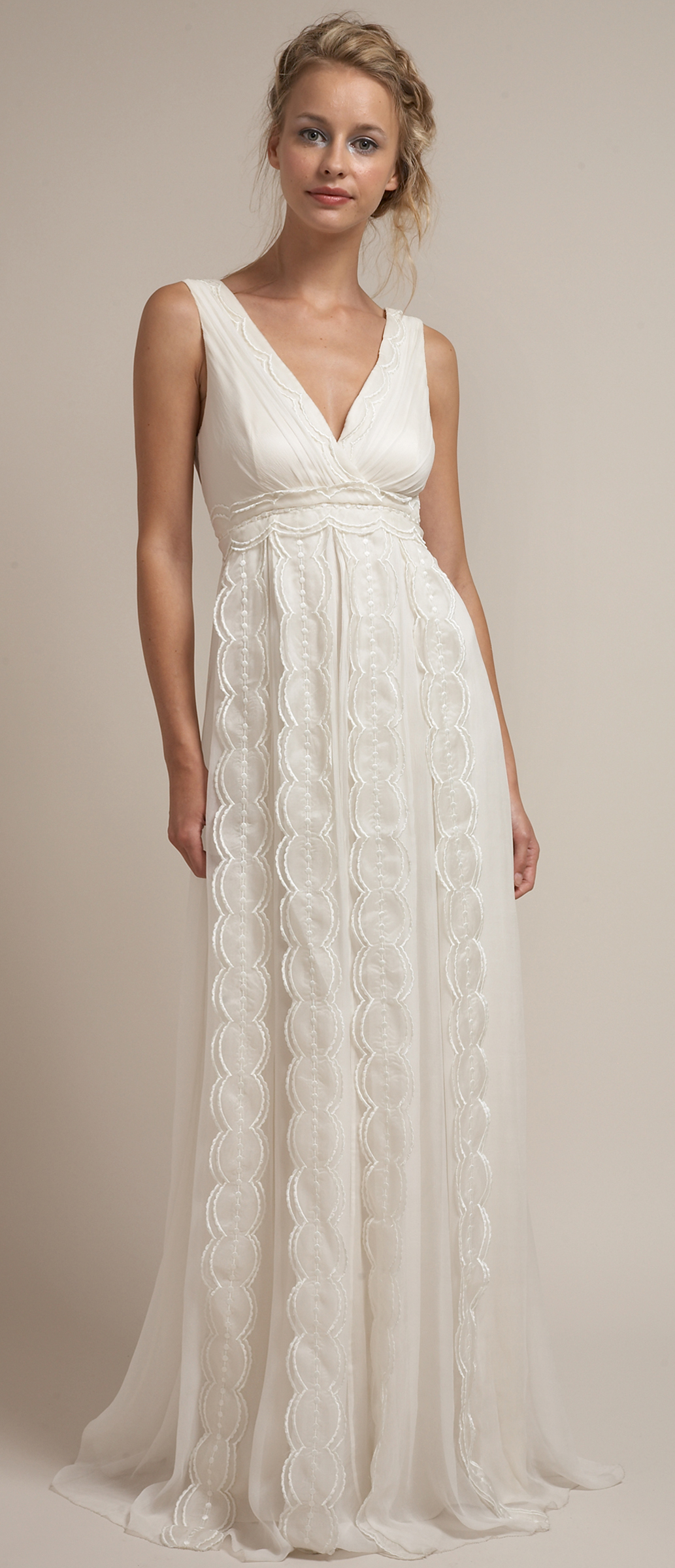 Rustic Wedding Gowns By Saja - Rustic Wedding Chic (1033 x 2400 Pixel)