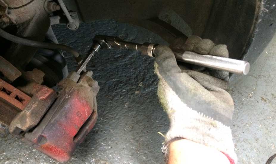 Are Brake Calipers Supposed To Move? (Beginners guide)