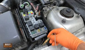 Fast Fix For Car Lighter - Simple! | Rustyautos.com