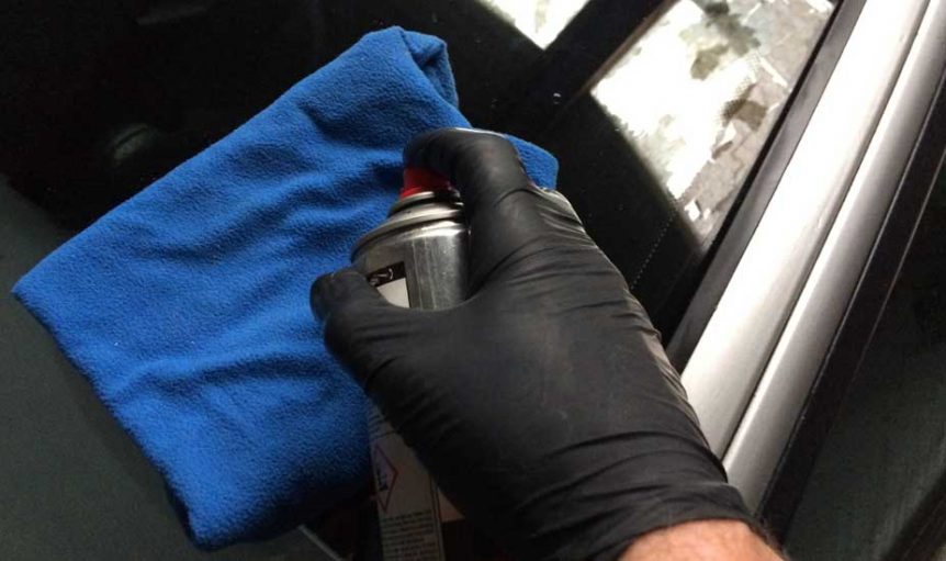 Newspaper To Clean Windshield (Pro Tips)