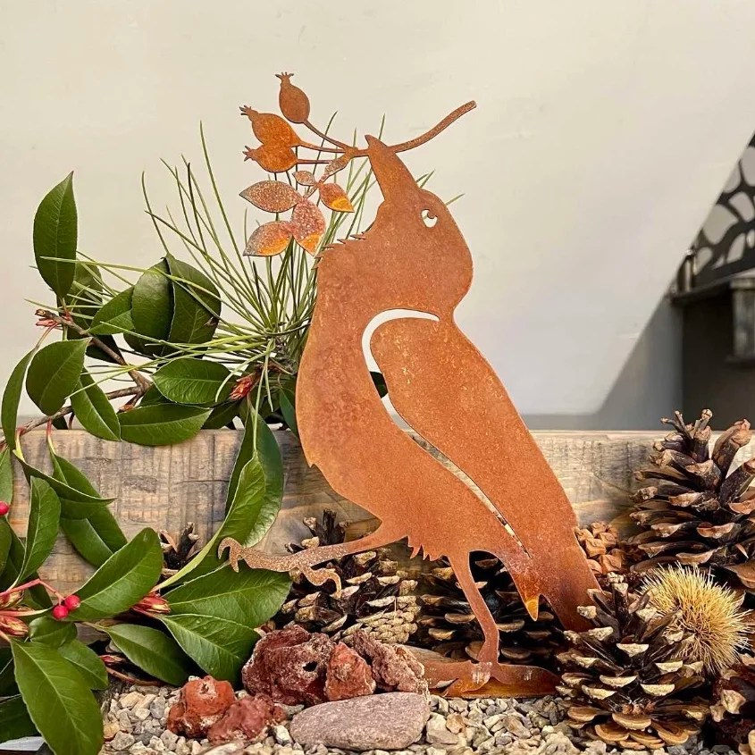 Garden Wall Topper Raven Holding a Rosa Canina Fence Topper