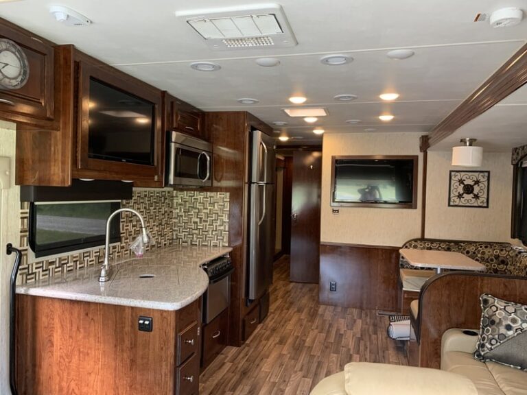 8 Best RV Rentals in Indiana PLUS Discount Code! RVBlogger