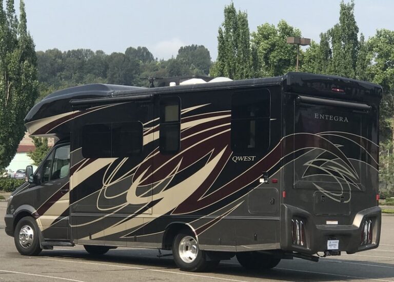 8 Best RV Rentals in Bozeman, MT PLUS 2021 Discount Code!