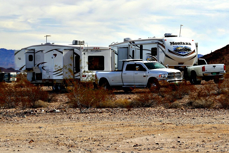 The Real Story of Nomadland (aka Quartzsite, Arizona) RVing with Rex