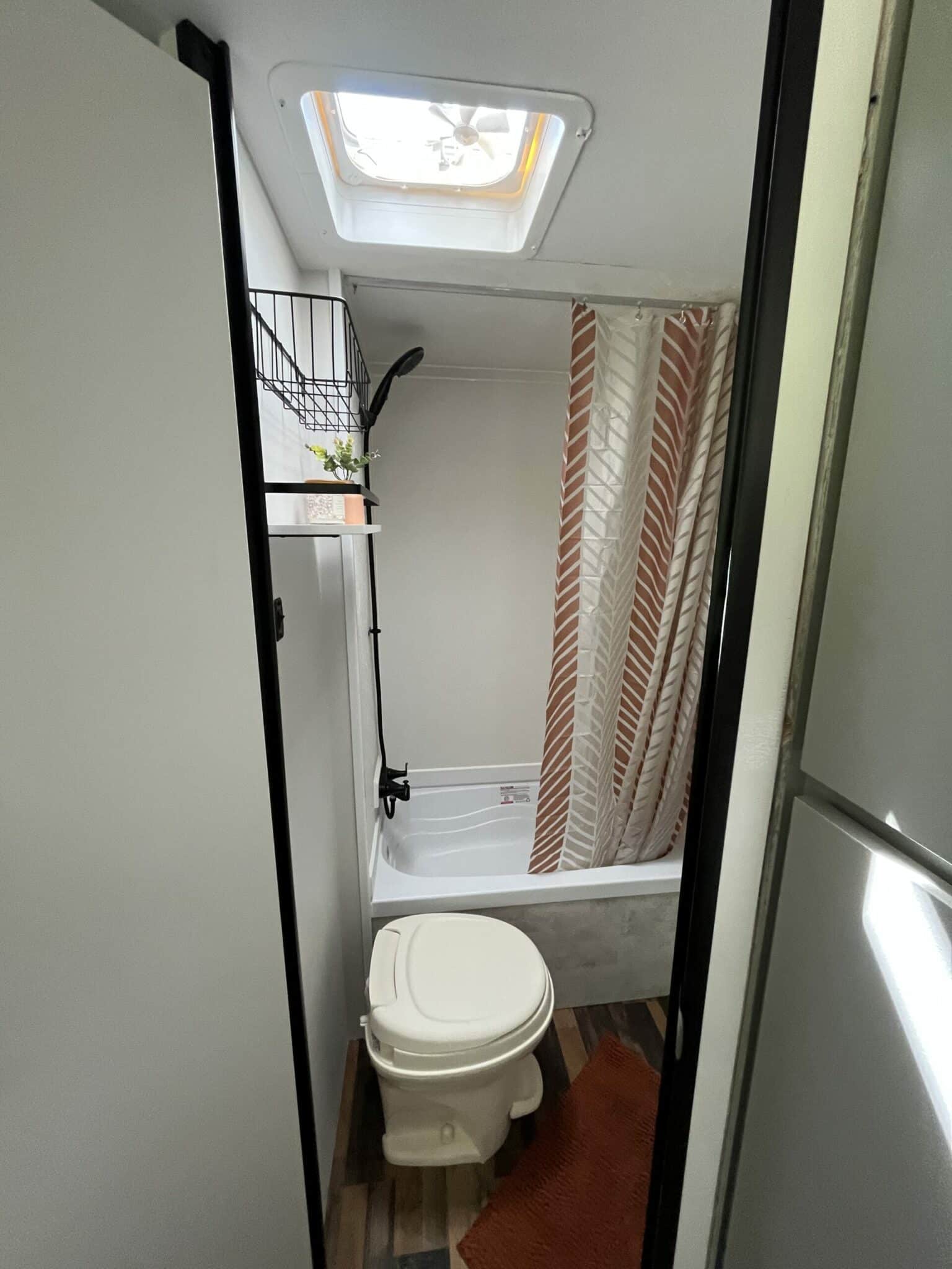 9 Alternative RV Bathtub Ideas Adding a Tub to Your RV RV Inspiration