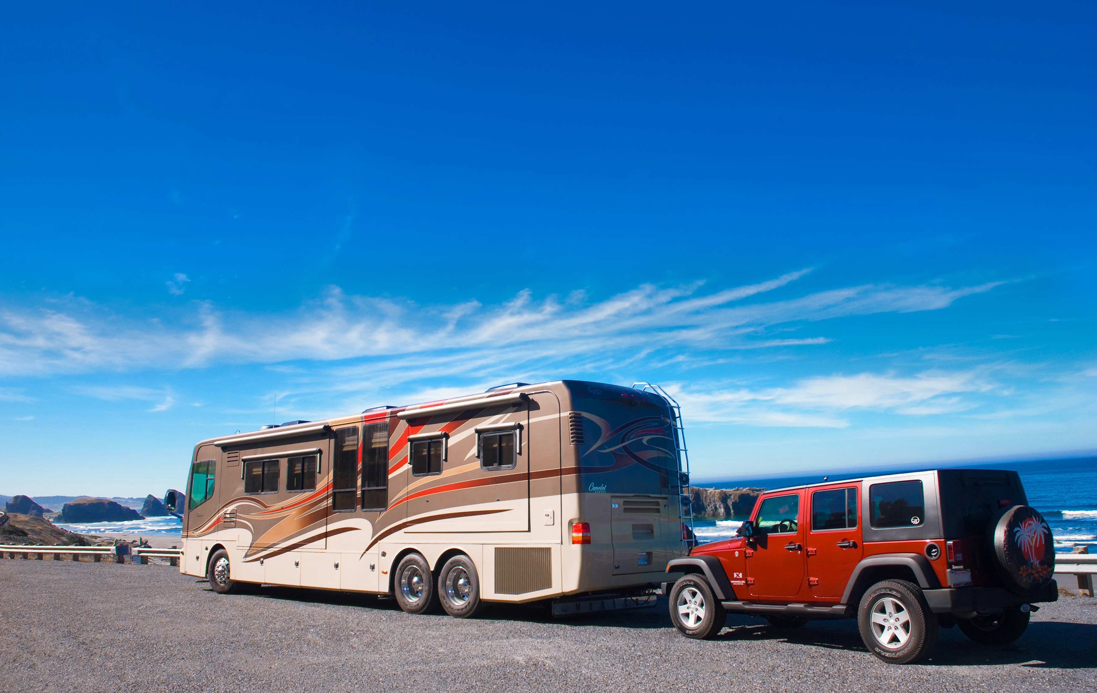 Camping! Oregon : the complete guide to public.
