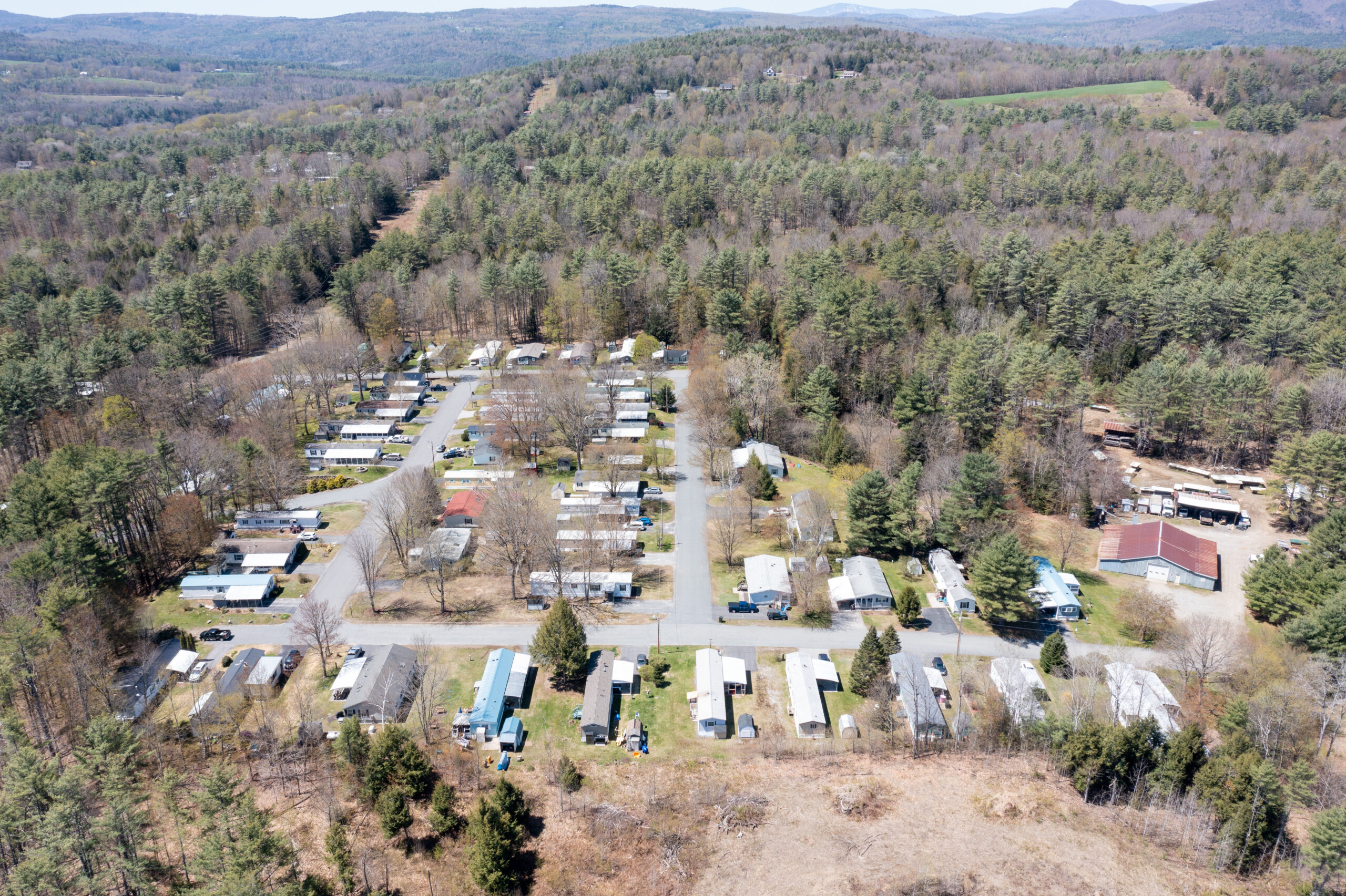 Pine Hill Mobile Home Court RV and Mobile Home Parks