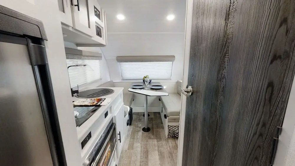 Lightweight travel trailers with a bathroom RV Obsession