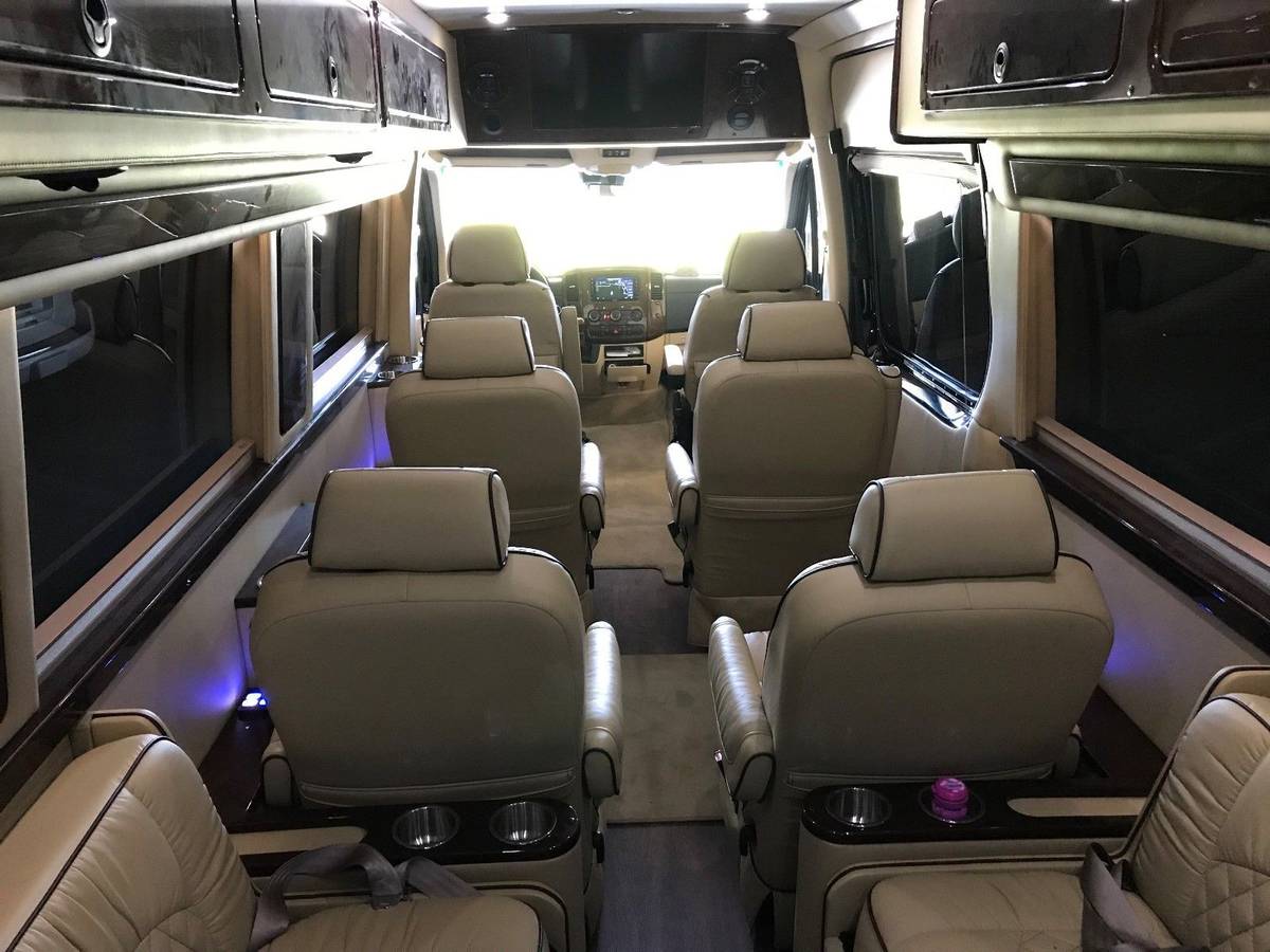 10 Px Mercedes Lux Sprinter W/Bathroom RV Sprinter