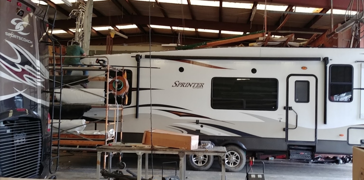 Clay’s RV RV World Network