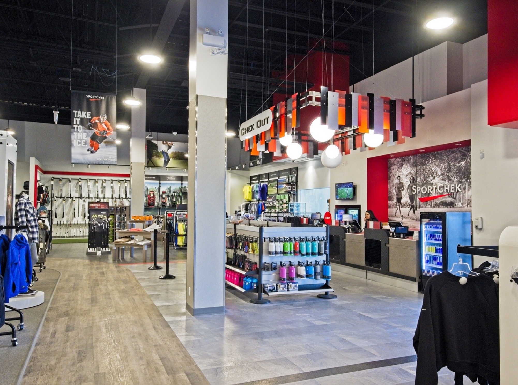 Luxury Retail walls and ceiling construction Sports Chek, Willowbrook