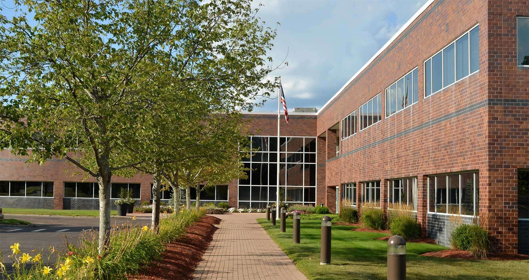 R.W. Holmes leases 29,402 SF at 8 Technology Drive, Westborough R.W. Holmes Commercial Real Estate