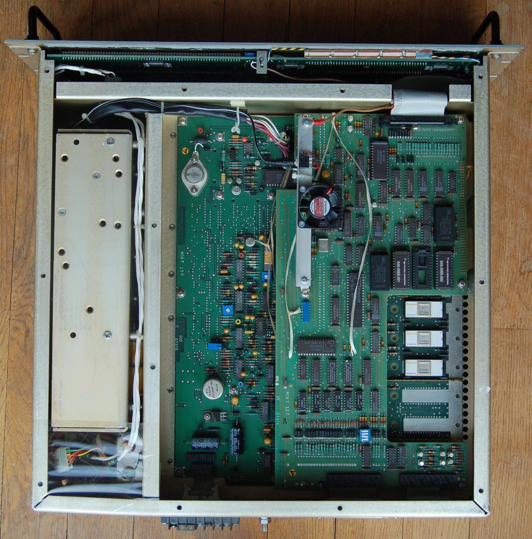 Rockwell Collins HF2050