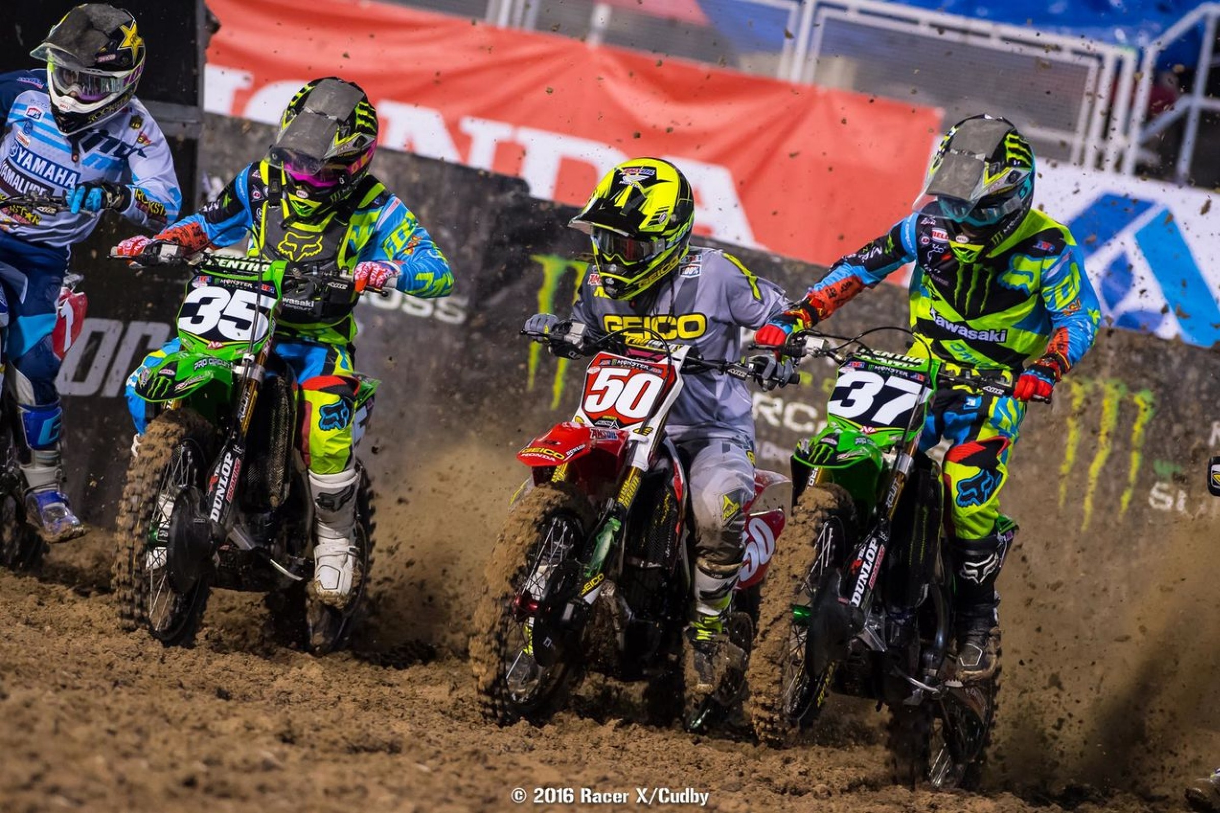 Las Vegas Highlights Supercross Racer X