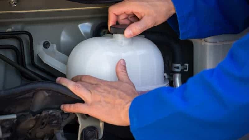 How Much Coolant Should Be In The Overflow Tank Rx Mechanic