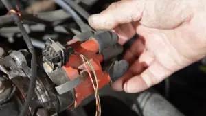 How to Tell If Your Distributor Is Bad (Warning Signs & Causes) | Rx