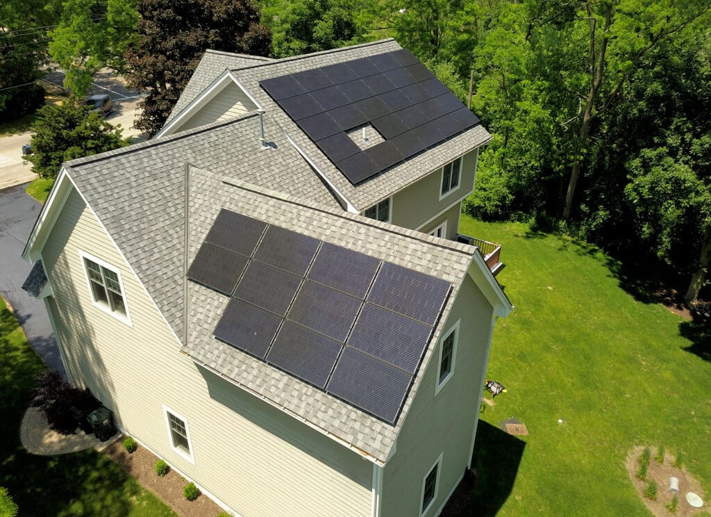 The Advantages of Installing Solar Panels on Your Roof The RxSun