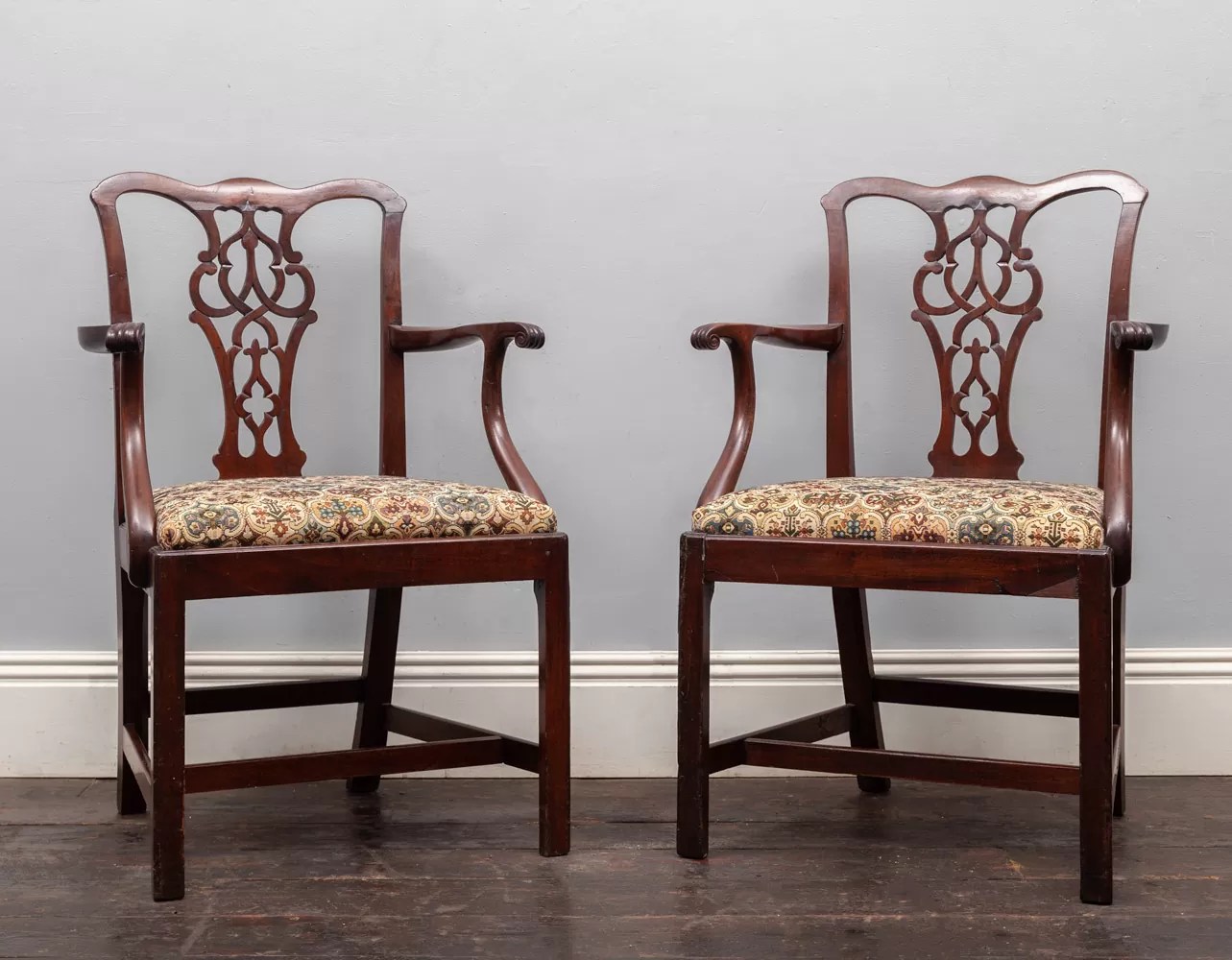 Pair of Chairs AF118 Furniture, Other Antiques, Other items Ryan