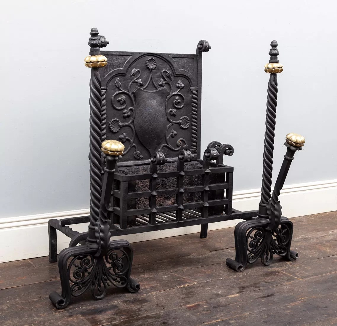 Large FireGrate AG104 Antique Andirons, Antique Fireplaces