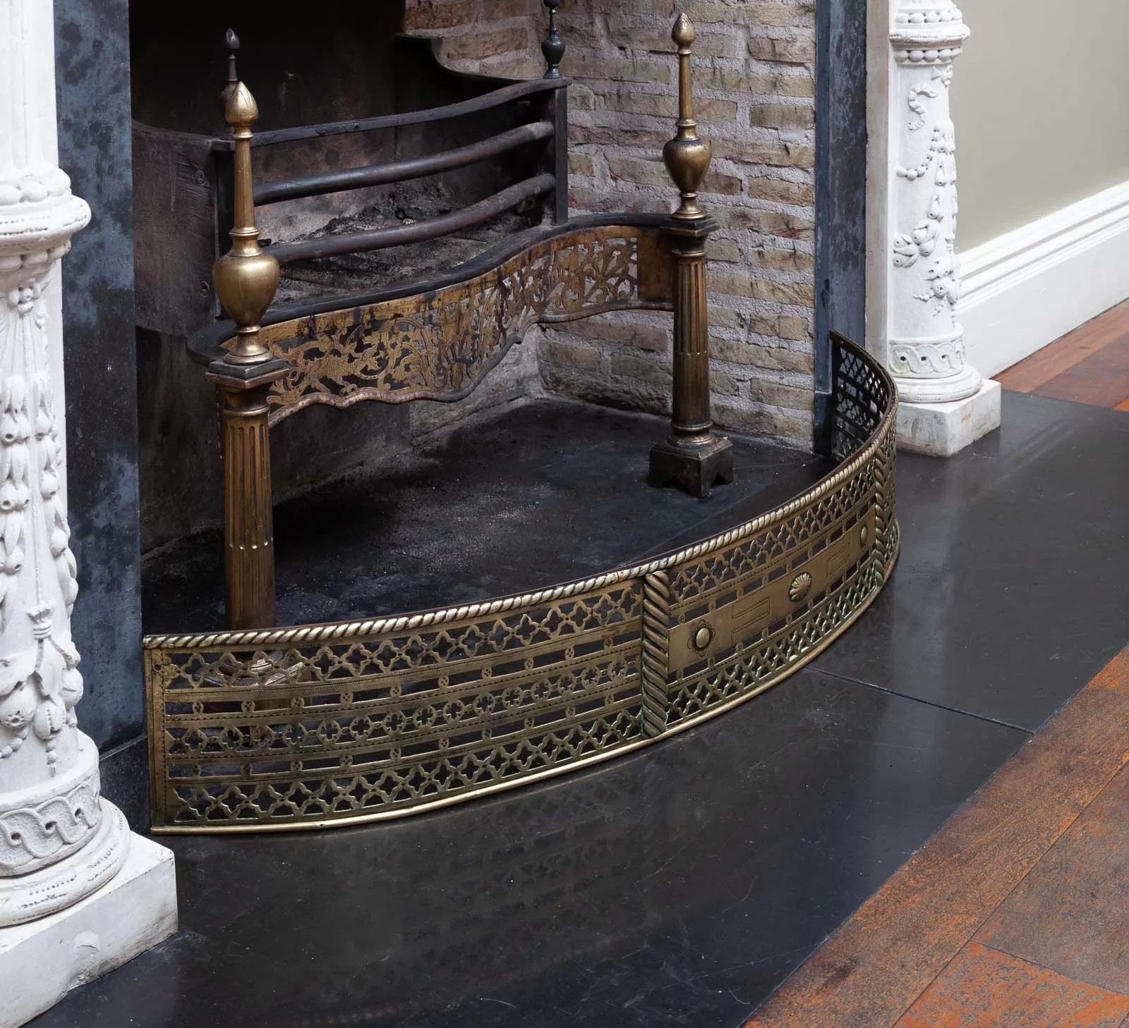 Fender F067 Antique Fenders, Fireplace Accessories Ryan & Smith Antique Fireplaces Ireland