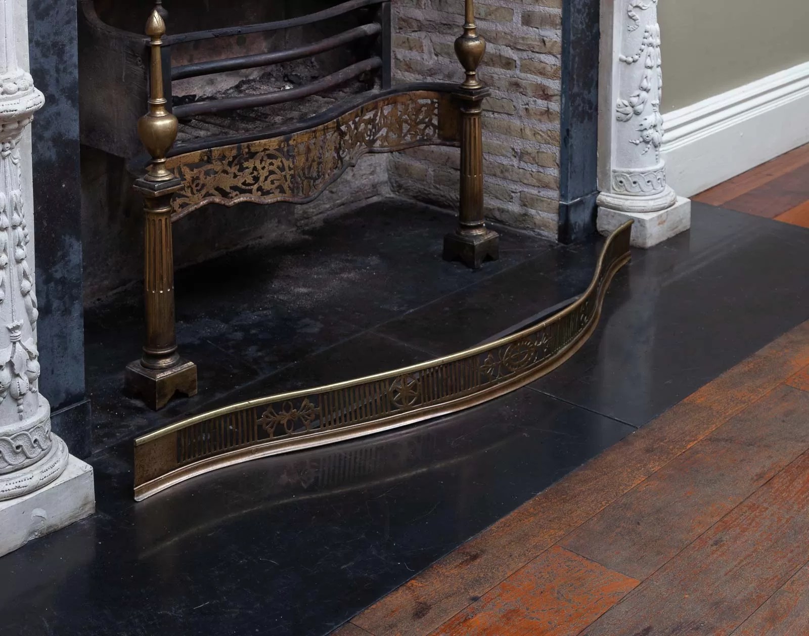 Fender F070 Antique Fenders, Fireplace Accessories Ryan & Smith Antique Fireplaces Ireland