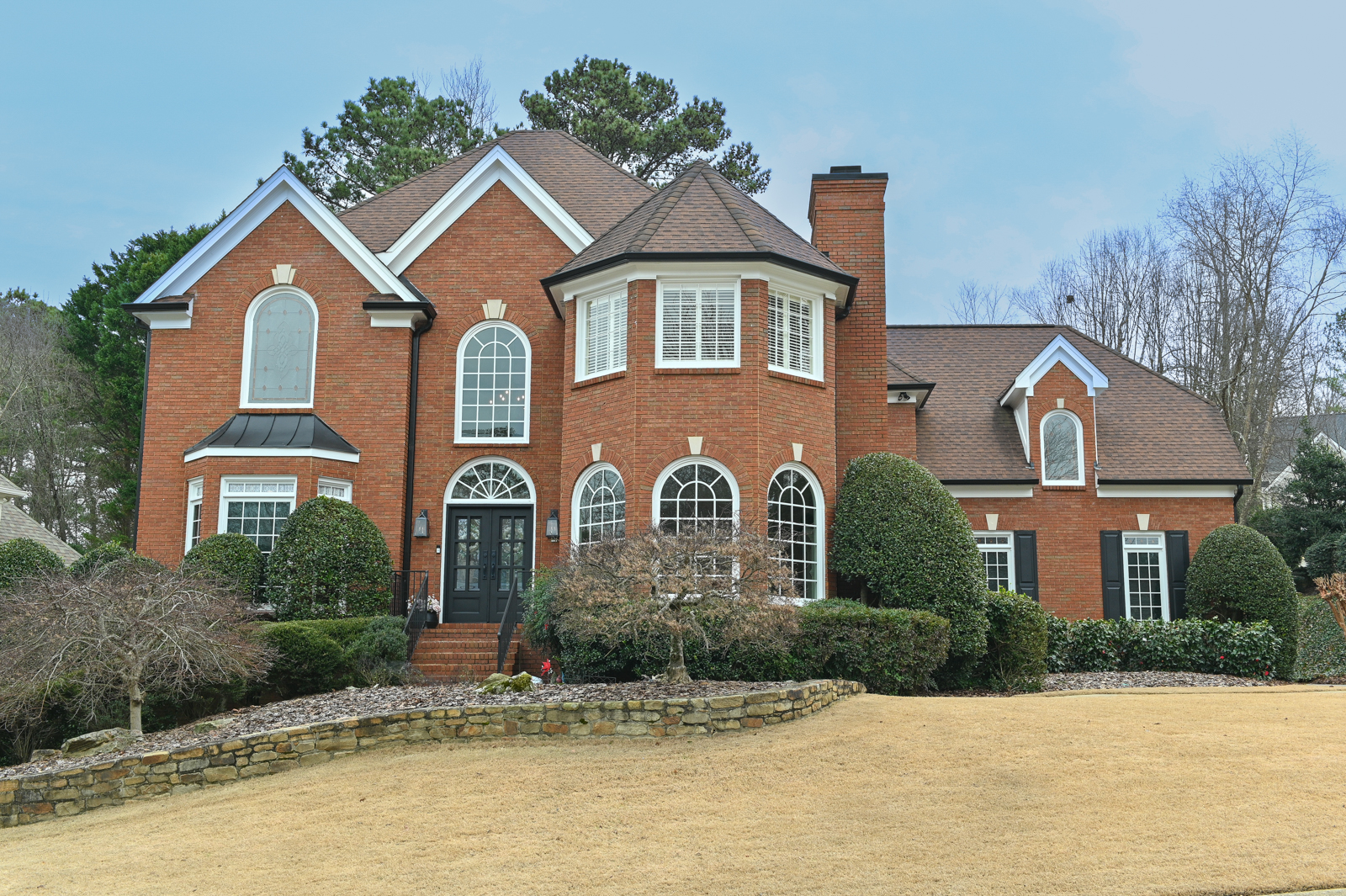 9200 Nesbit Lakes Drive Alpharetta, GA 30022 Ryan Ward, Broker