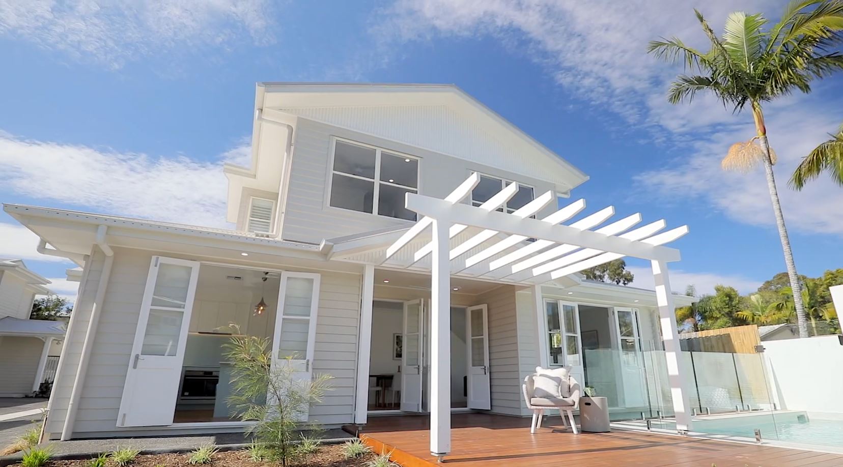 Noosaville Hampton Townhomes Ryan Designer Homes