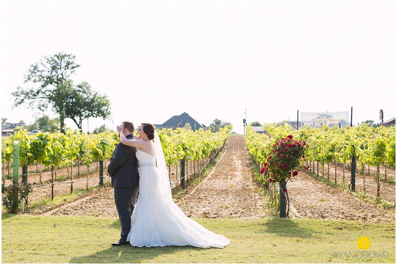 Mason & Chrissy's Classy Vinyard Wedding // Delaney Vineyard, Grapevine