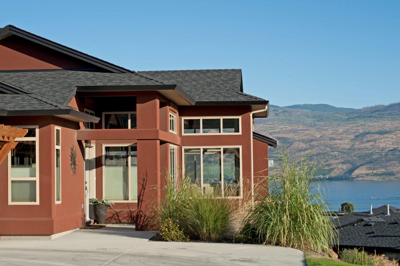 Sonoma Pines. Downsize without compromise. • Rykon Construction