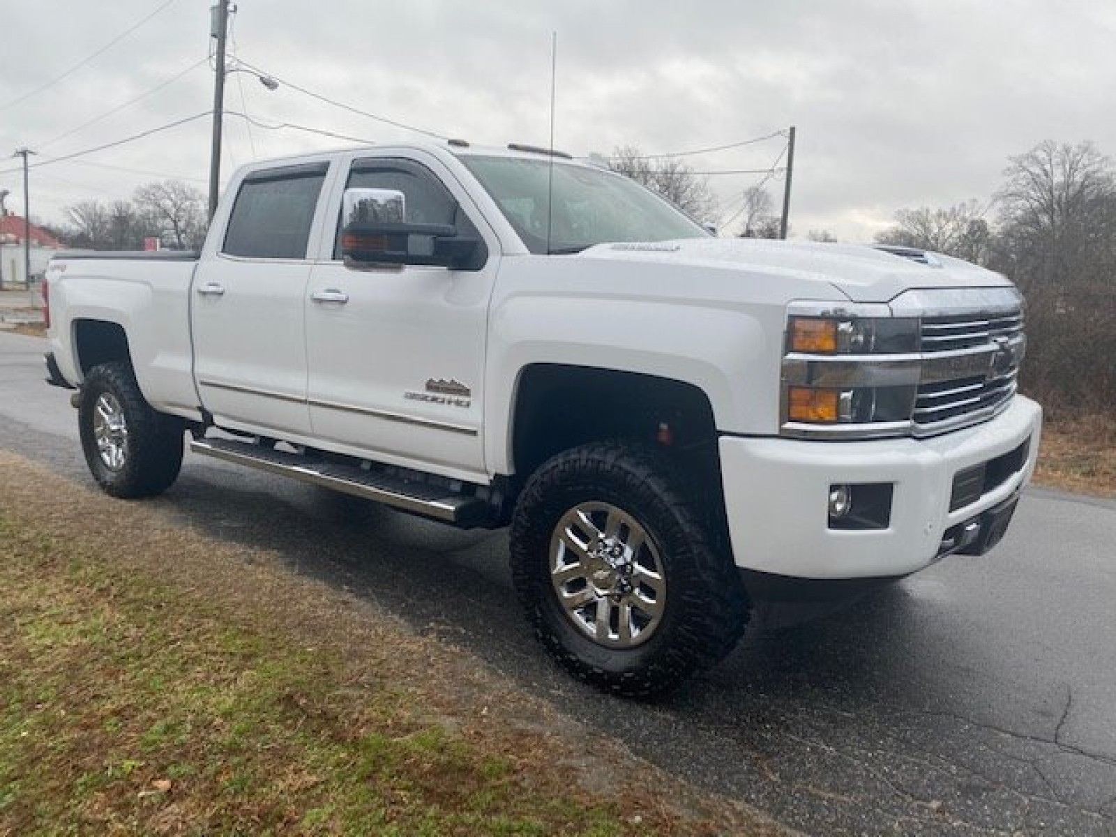 2017 Chevrolet 3500 Crew Cab Short Bed High Country Duramax Diesel 4x4 Pickup for sale on RYNO