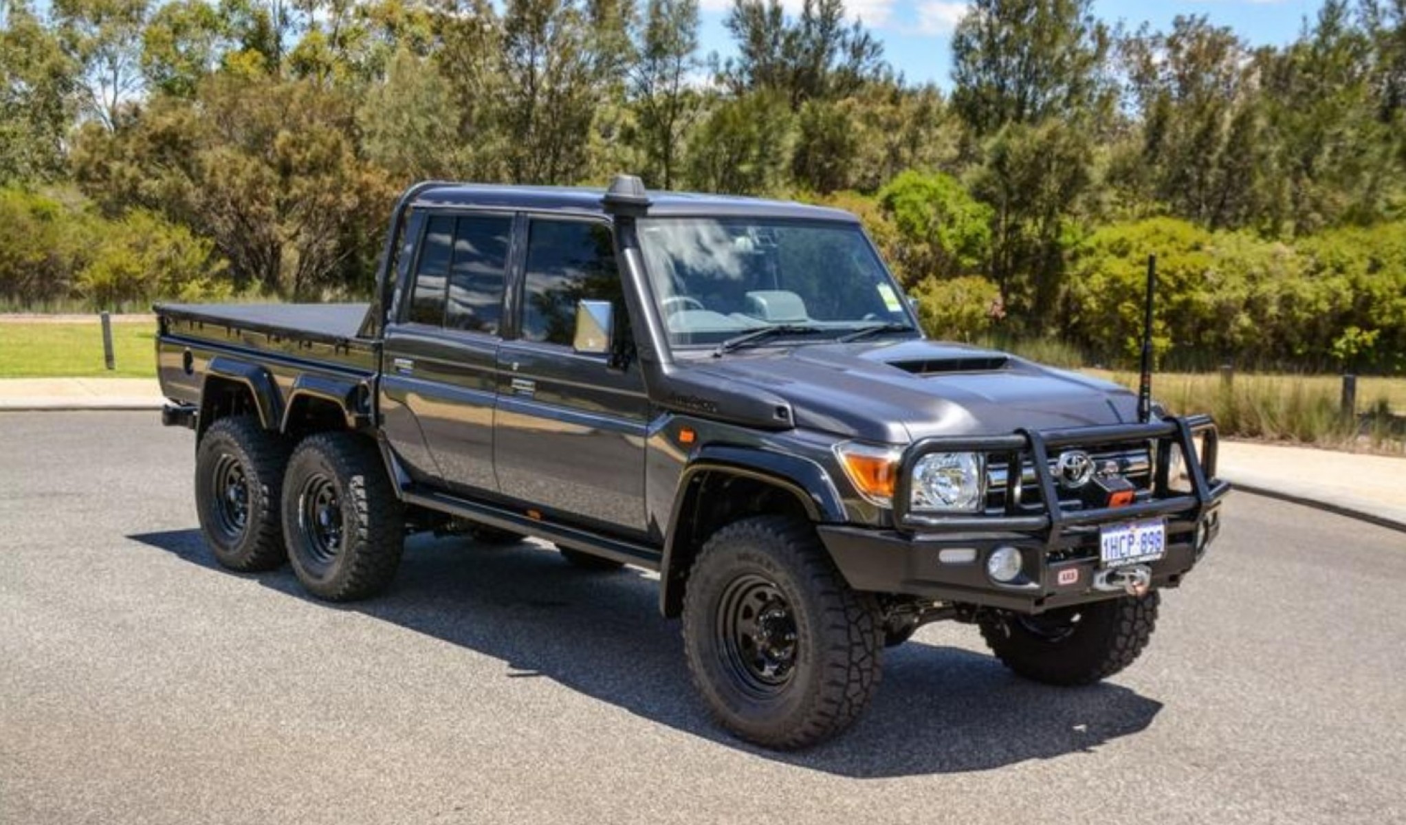 Toyota land cruiser 79 6x6. for sale on RYNO Classifieds