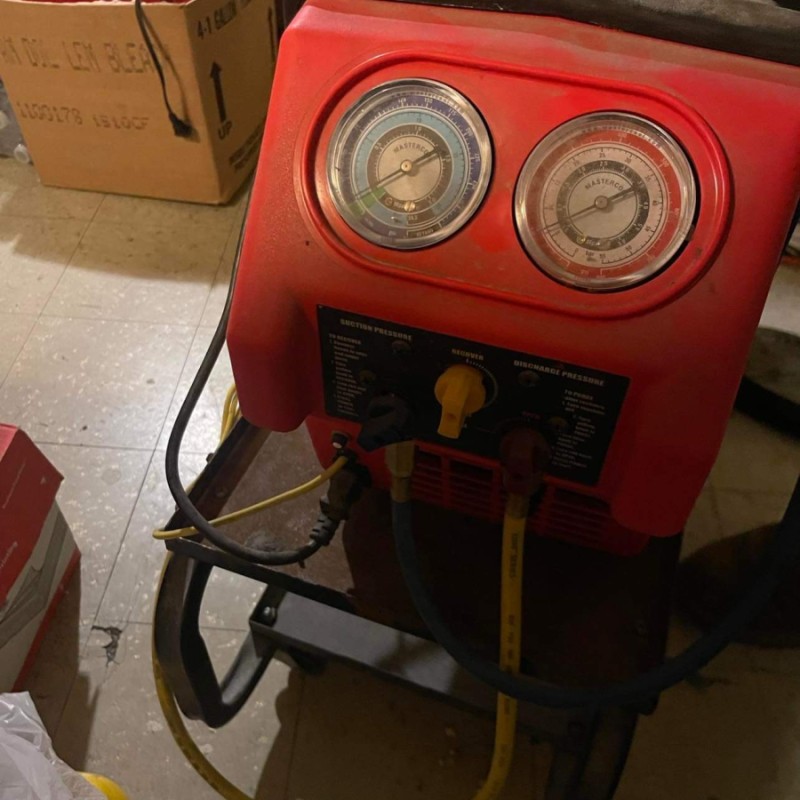 Refrigerant recover machine for sale on RYNO Classifieds