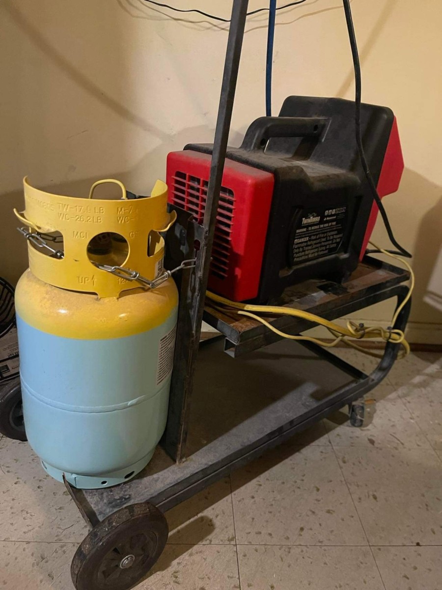 Refrigerant recover machine for sale on RYNO Classifieds