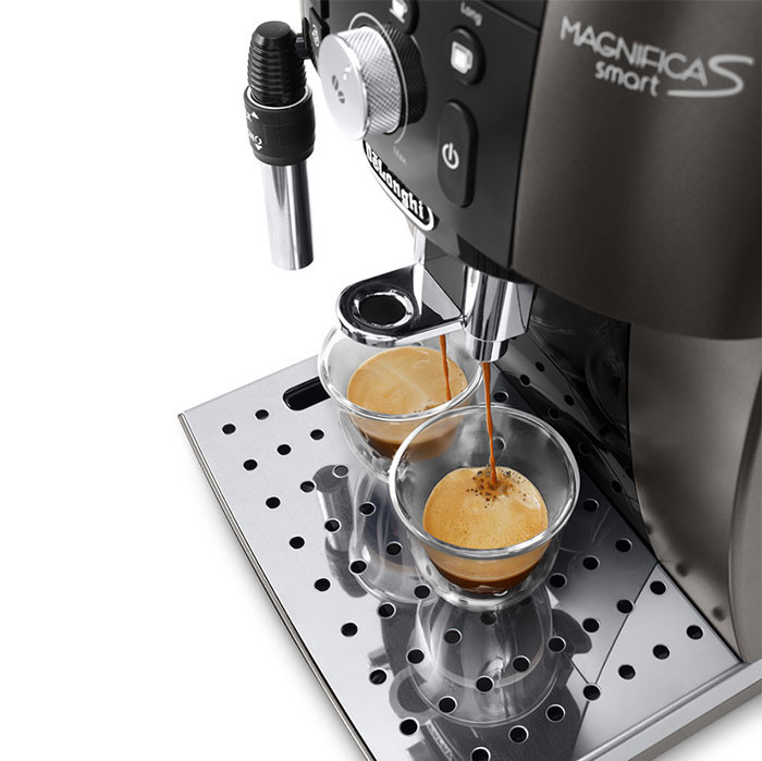 Delonghi - Fully Automatic Coffee Machine Magnifica Ecam 250.33.Tb | Otten Coffee